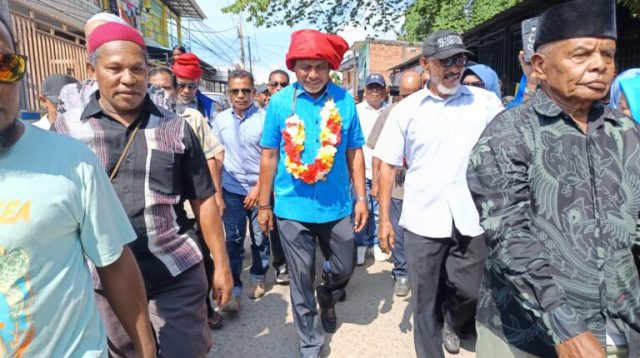 Masyarakat SBT Kota Sorong Nyatakan Sikap Dukung Pasangan ARUS di Pilgub PBD